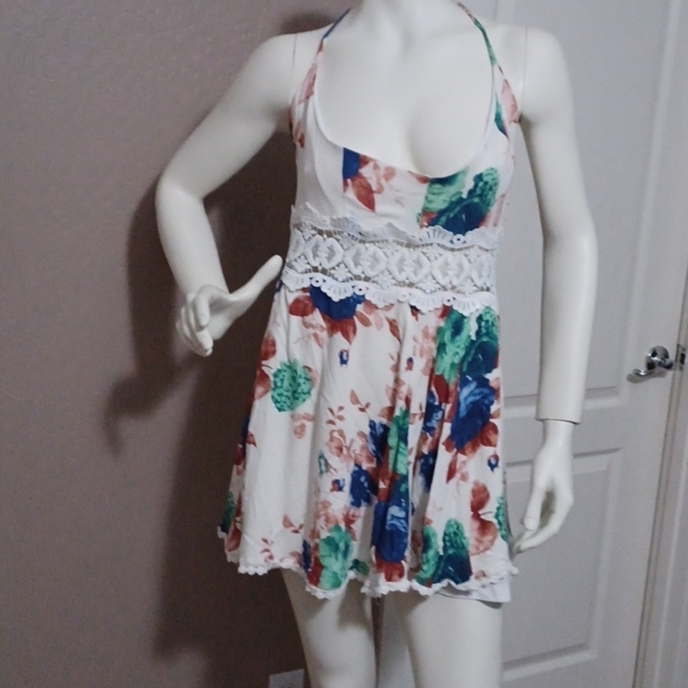 Woman's  dress